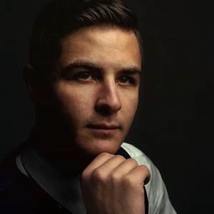 Meet your Posher, Jonathan